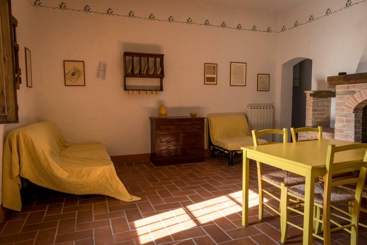 Agriturismo Le Tre Pietre - Podere Nel Chianti Quercegrossa Ngoại thất bức ảnh